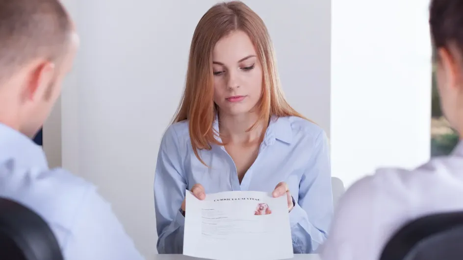 Названы причины, по которым россияне попадают в черный список работодателей