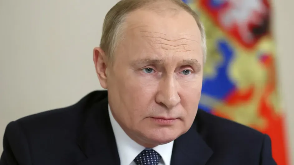 Владимир Путин объяснил, почему нельзя «напечатать деньги и раздать» Владимир Путин объяснил, почему нельзя «напечатать деньги и раздать»