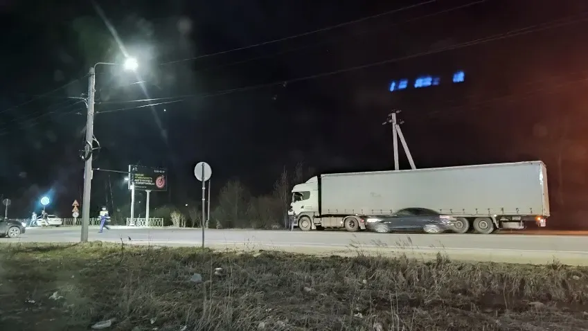 15 апреля 16 12. Погоня за грузовиком. Авария с фурой в Ивановской области.