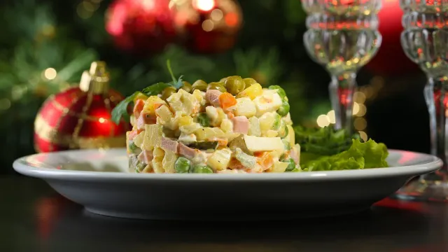 Салаты по цене золота: Новый год без стола!