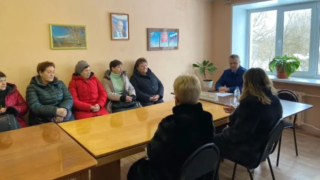 После встречи прокурора с жителями Ильинского района организован ряд проверок