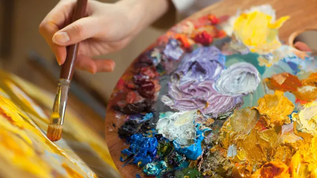 Творческим будут платить? Художники озолотятся!