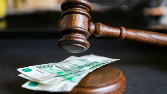 Прокуратура добилась штрафа для главы Приволжского района после проверки