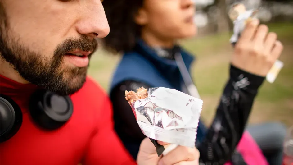 Россияне пересели на протеиновые батончики Россияне пересели на протеиновые батончики