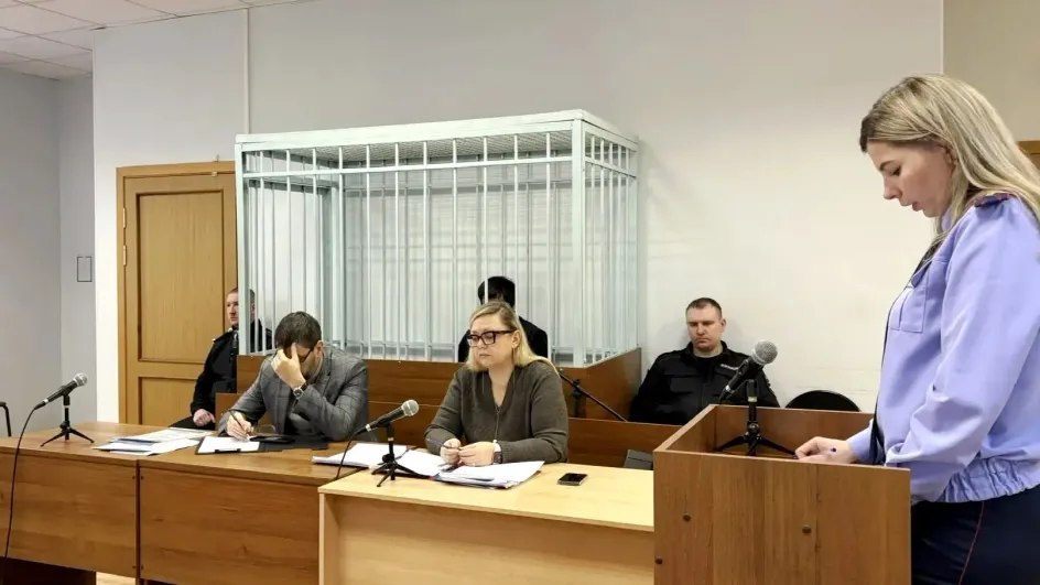 Суд продлил арест фигуранту дела о взятке дорожникам Ивановской области Суд продлил арест фигуранту дела о взятке дорожникам Ивановской области