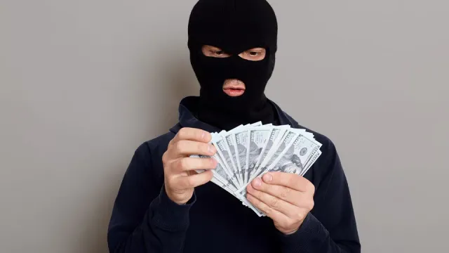 Банкротство неизбежно?! Букмекеры помогают ворам!