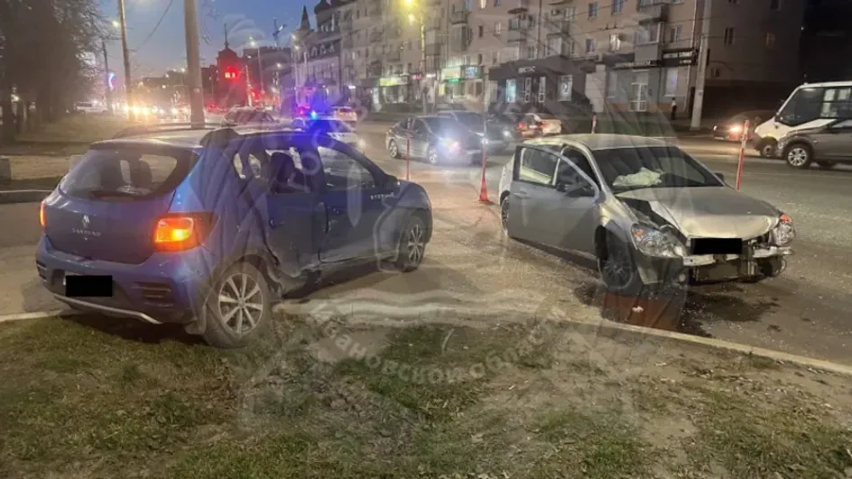 В центре Иванова 20-летняя девушка устроила серьезное ДТП