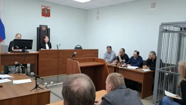 В Иваново судят мужчин за нападение на подростков с оружием